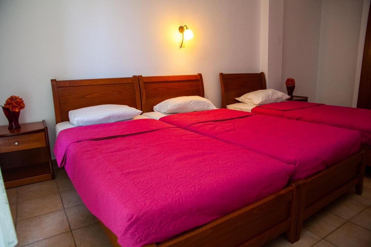 Hotel Adonis Kriopigi Luaran gambar